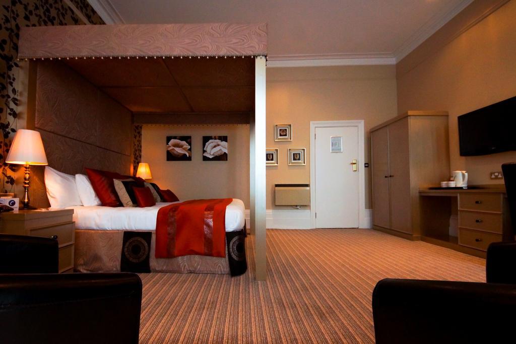 Best Western York House Hotel Eastbourne Exteriör bild